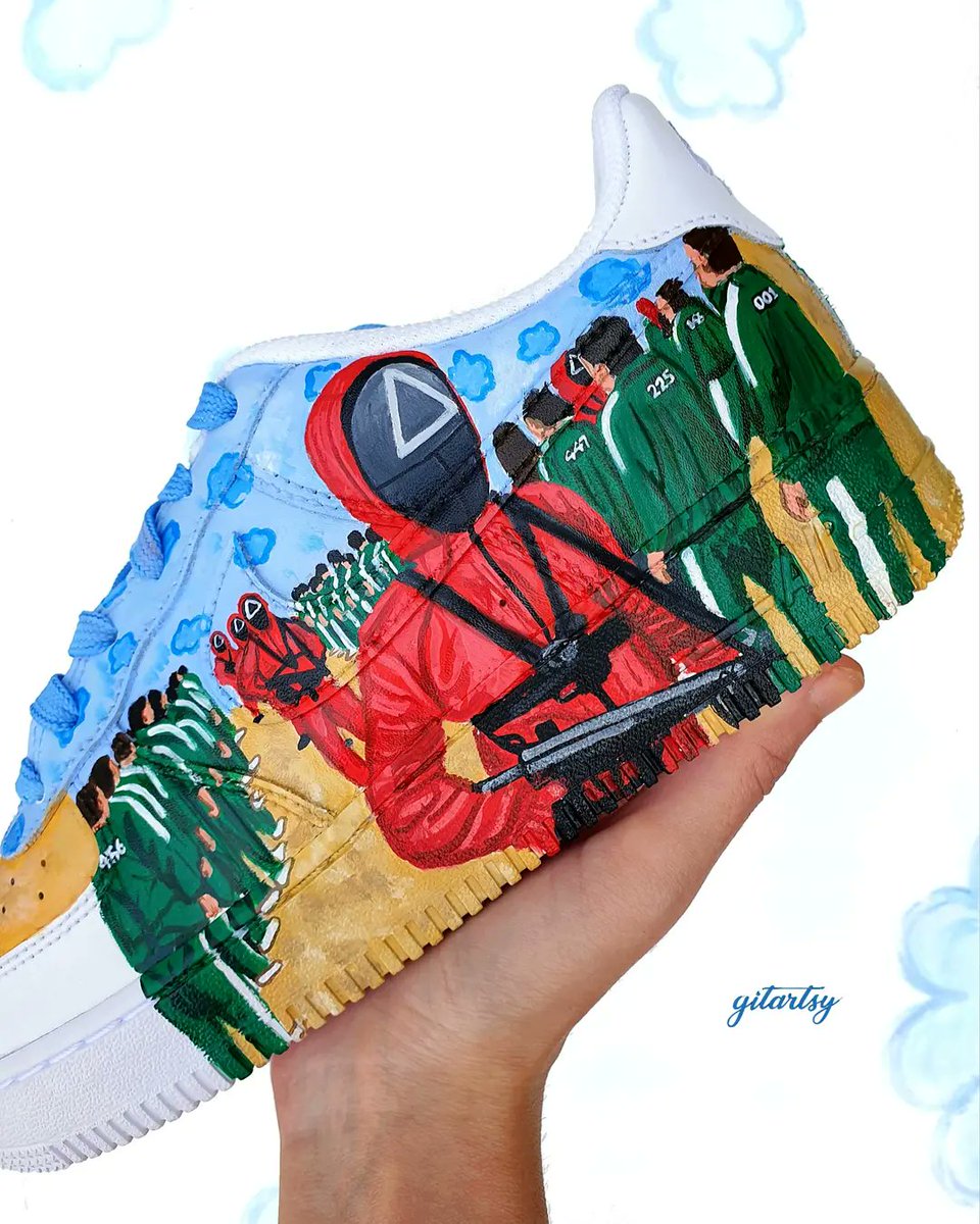 gitanjali_sood's tweet photo. @ladbible My Squid Game inspired trainers. 22 hours painting time sped up to a min 🦑🎮🖌👟🎨 
Instagram: gitartsy #SquidGame #squidgamefanart @NetflixKR @netflix https://t.co/Gqv0TkXPEF