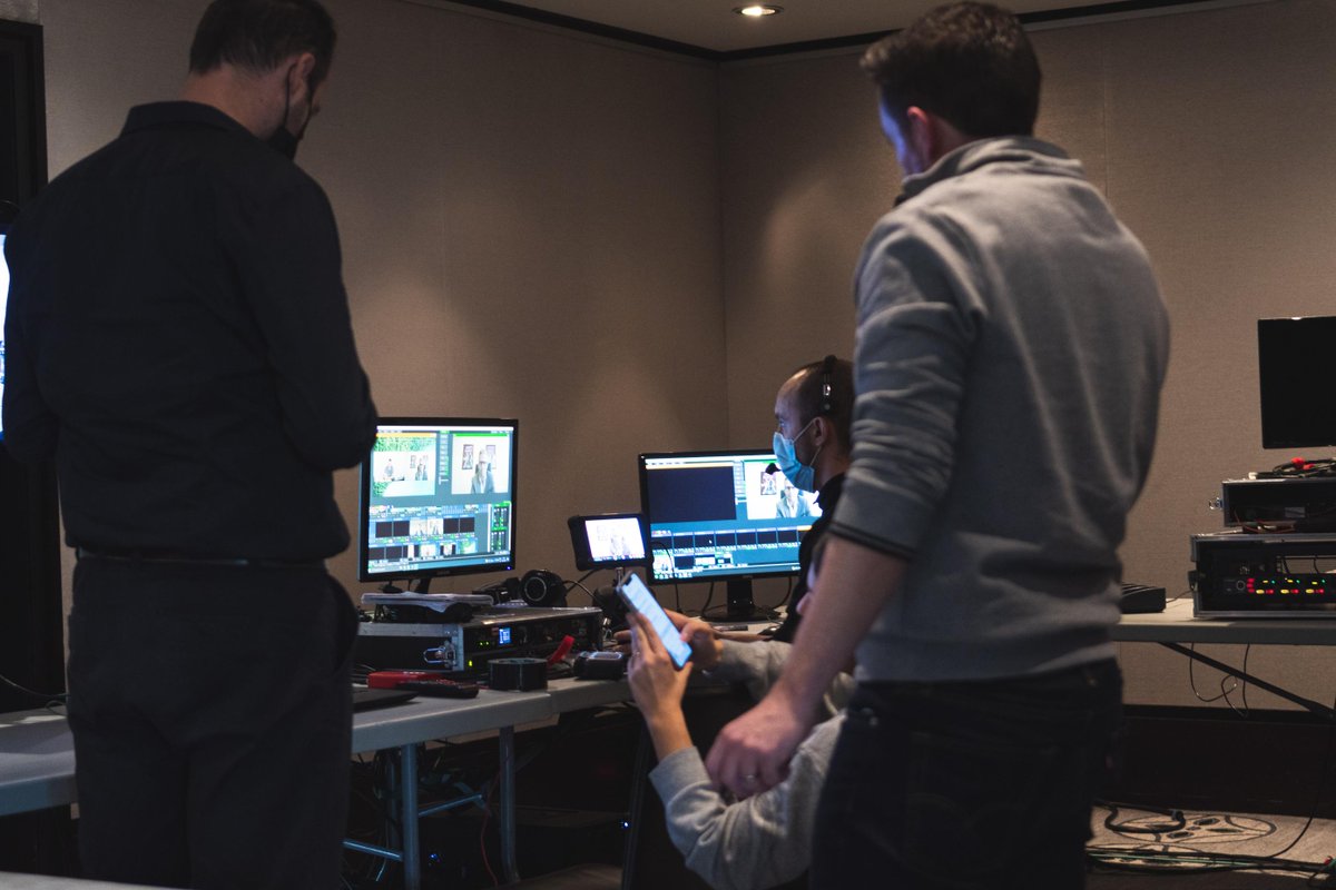 CanapiiOfficial's tweet image. Another exciting day at the largest hybrid event, Canalys forums EMEA, hosted in Barcelona. ✨Here&apos;s a glimpse of the great experiences at Day 1 of #Canalysforums21! #canapii #virtualevents #hybridevents #events #eventplatform #virtualeventplatform #eventprofs #eventplanning