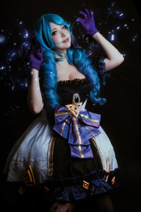 Twitterのコスプレ画像10