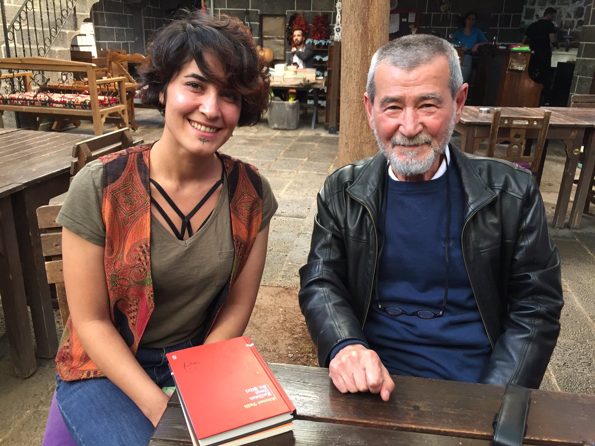 serperjin's tweet photo. Küllerin altındaki közdü bakışın senin...
#ahmettelli https://t.co/cSQaJwOd7p