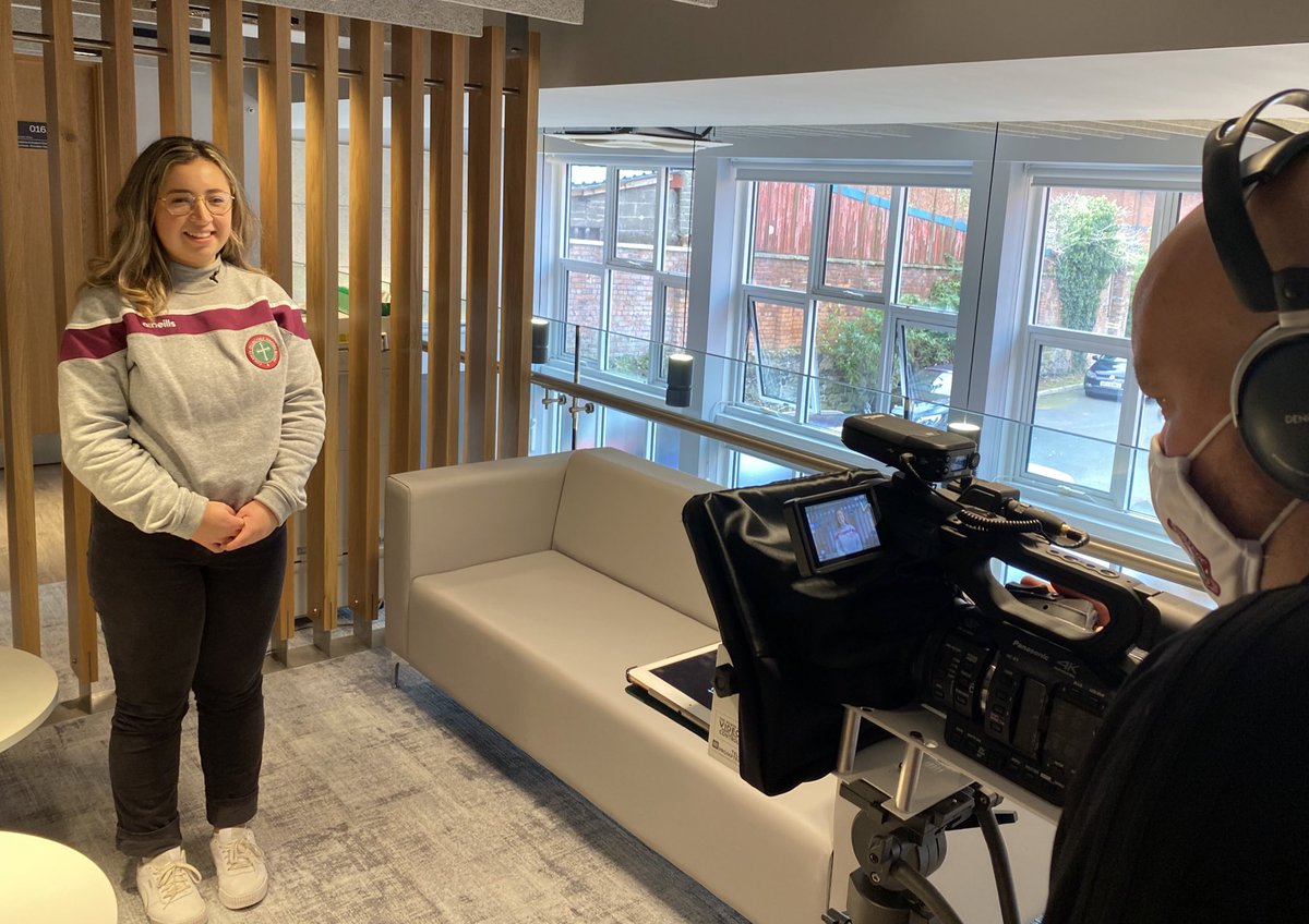 Preparations 🎬 underway for our virtual Open Day event. Register to find out from our students why you should study 📚 at St Mary’s University College Belfast ▶️ smucb.ac.uk/academic/stuaf…