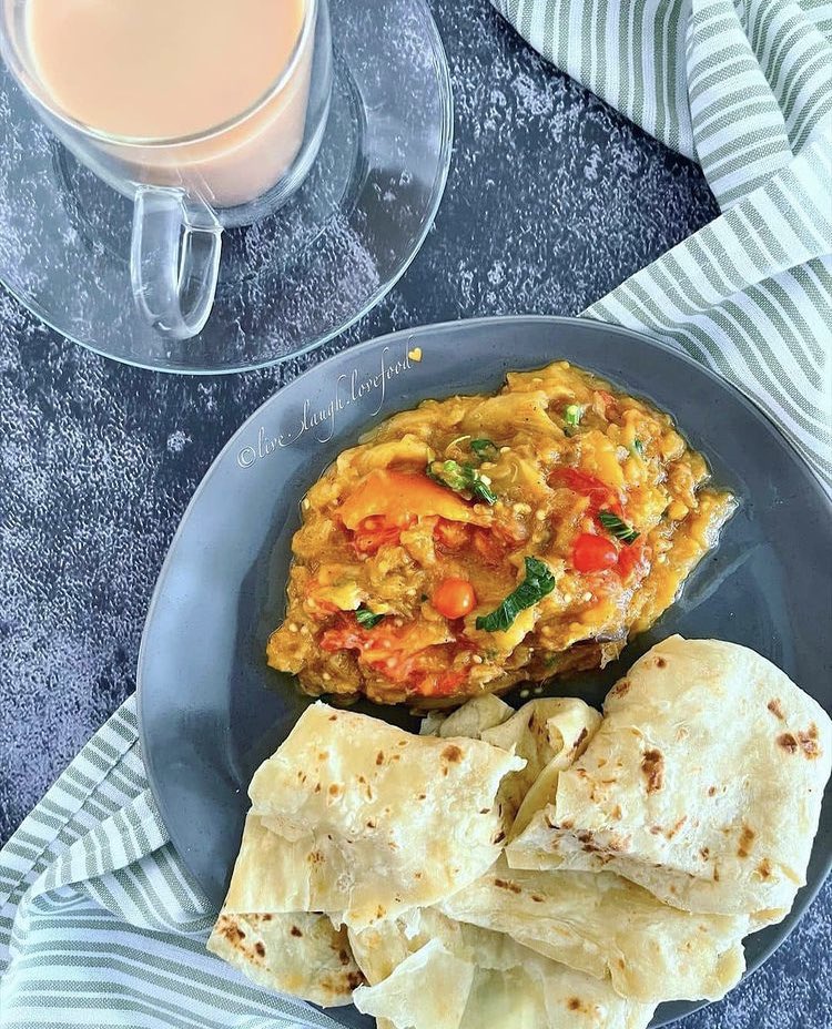guyanaview's tweet photo. A very delicious mid week breakfast! 
#Guyana #Food 
🇬🇾🇬🇾🇬🇾❤️🇬🇾🇬🇾🇬🇾 TAG US IN YOUR Guyana photos to get 🇬🇾 featured on GUYANA VIEW. 
🎥 Prepared by @live.laugh.lovefood https://t.co/wC4fCbVKqv