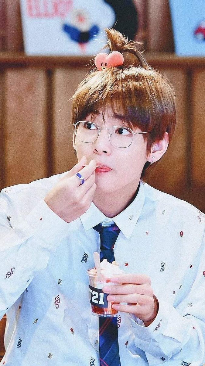 kim_maroo95 tweet picture