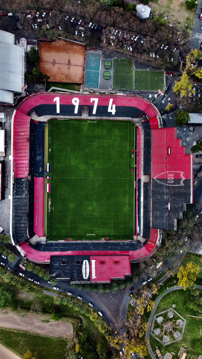 ArroyitoRC's tweet photo. Buen día.

Dejá tu opinión al respecto después de ver esta foto del Camp Nou rosarino. Te leemos. https://t.co/wR8aeiw3Pv