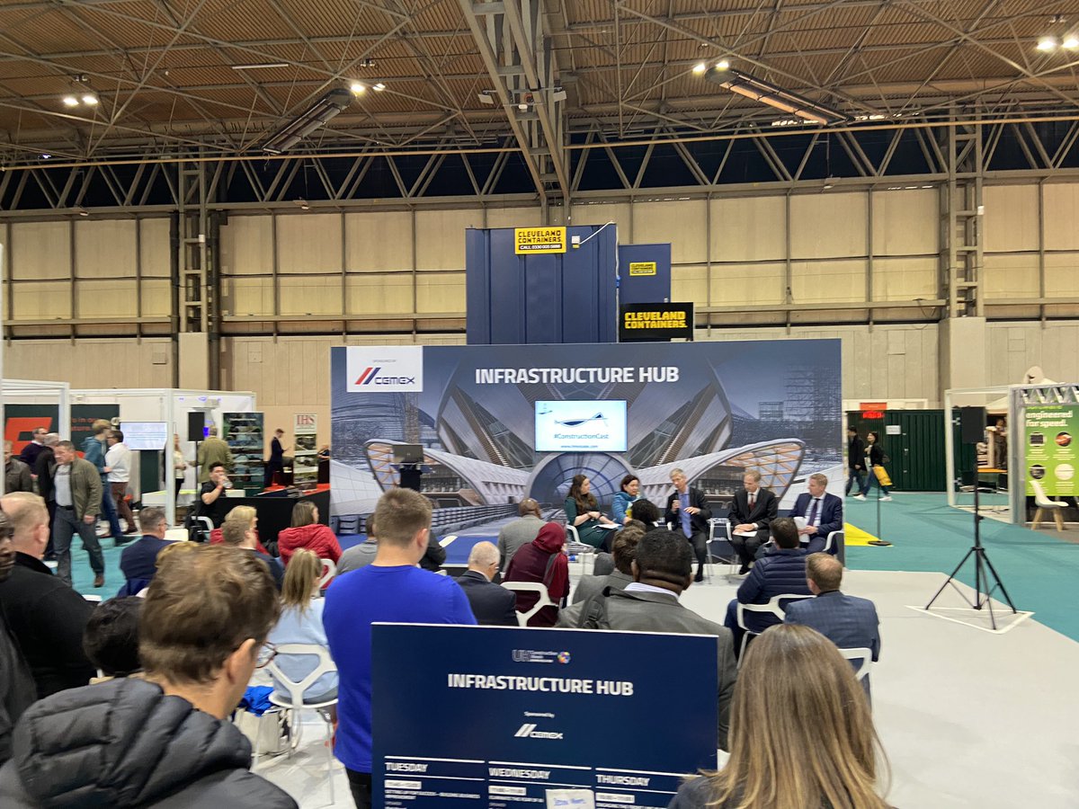 NathanGarnett's tweet photo. Excellent panel here at @UK_CW always great working with @LimesladeC #constructioncast https://t.co/AltZcdoQz0