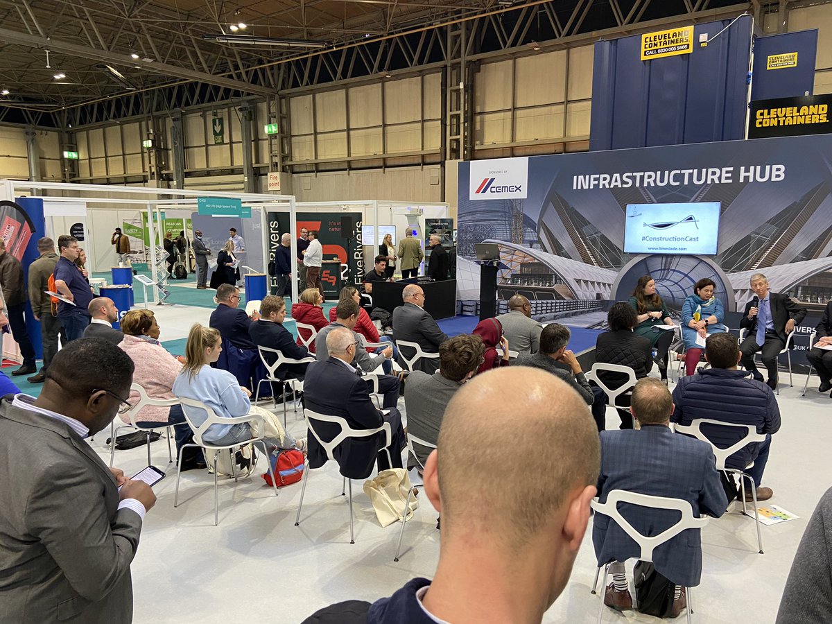 NathanGarnett's tweet photo. Excellent panel here at @UK_CW always great working with @LimesladeC #constructioncast https://t.co/AltZcdoQz0