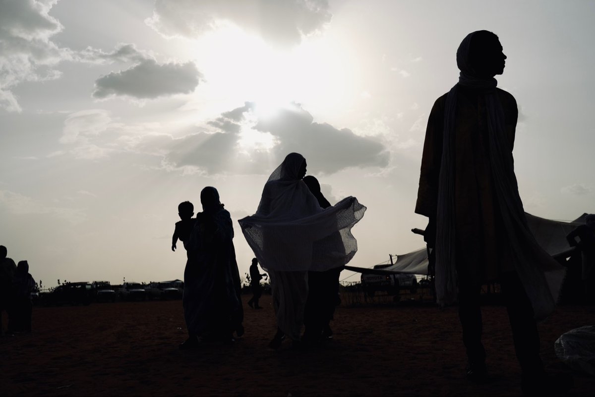 Benmoscovici's tweet photo. A while ago I had the chance to visit the #Mbera #RefugeeCamp in #Mauritania with @chr_diMarco and @MariaSt_UNHCR for the launch of a new collaboration between #GIZ @giz_gmbh and #UNHCR @Refugees. Great to see the first impact of our work! #togetherfordevelopment https://t.co/vzB2UgHuQK