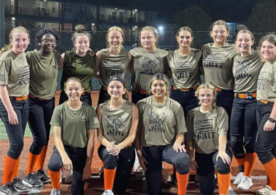 Aarilynn2022's tweet photo. I was so happy to wear this uniform to honor my grandfather. I am so thankful for all of our country's servicemen and women. I am so proud to be on a team that wanted to represent them. We pray hard and play hard. 🥎SETX Grit🥎 https://t.co/KW6Vvf9G3H