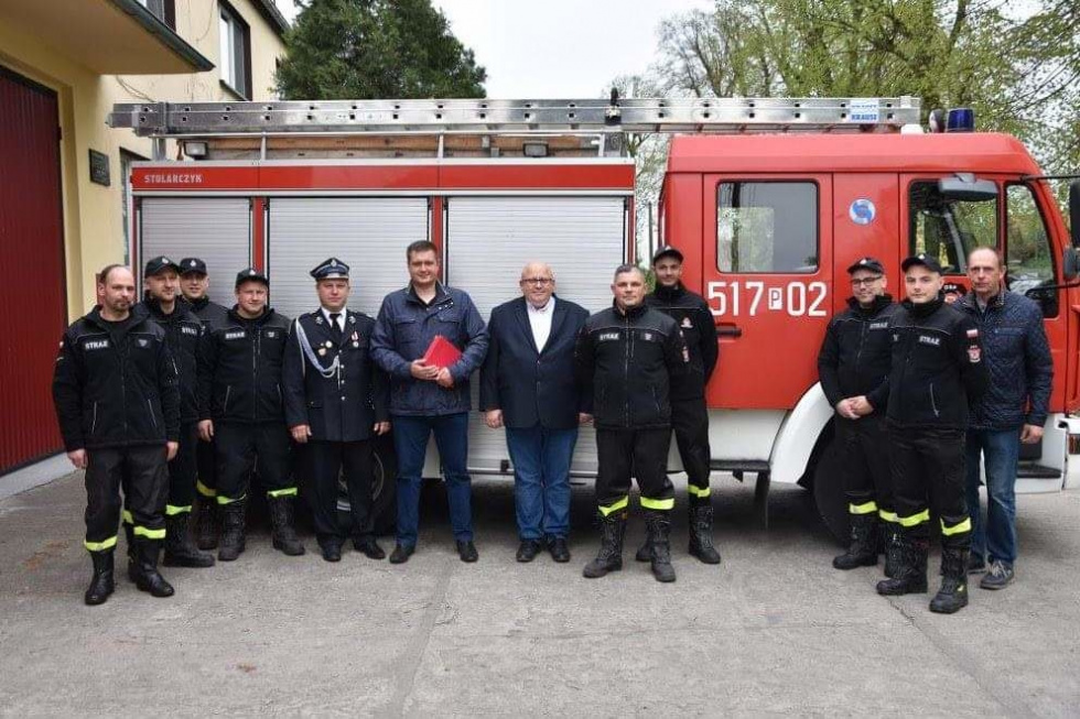 MarcinPorzucek's tweet photo. Konkurs #FSUSR rozstrzygnięty. Wśród #OSP które otrzymają środki na sprzęt są jednostki https://t.co/i0tnhGmSuW. z #Szydłowo, #Wiktorówko, #Okonek czy #Opalenica🚒 https://t.co/0GcN9MYKoQ