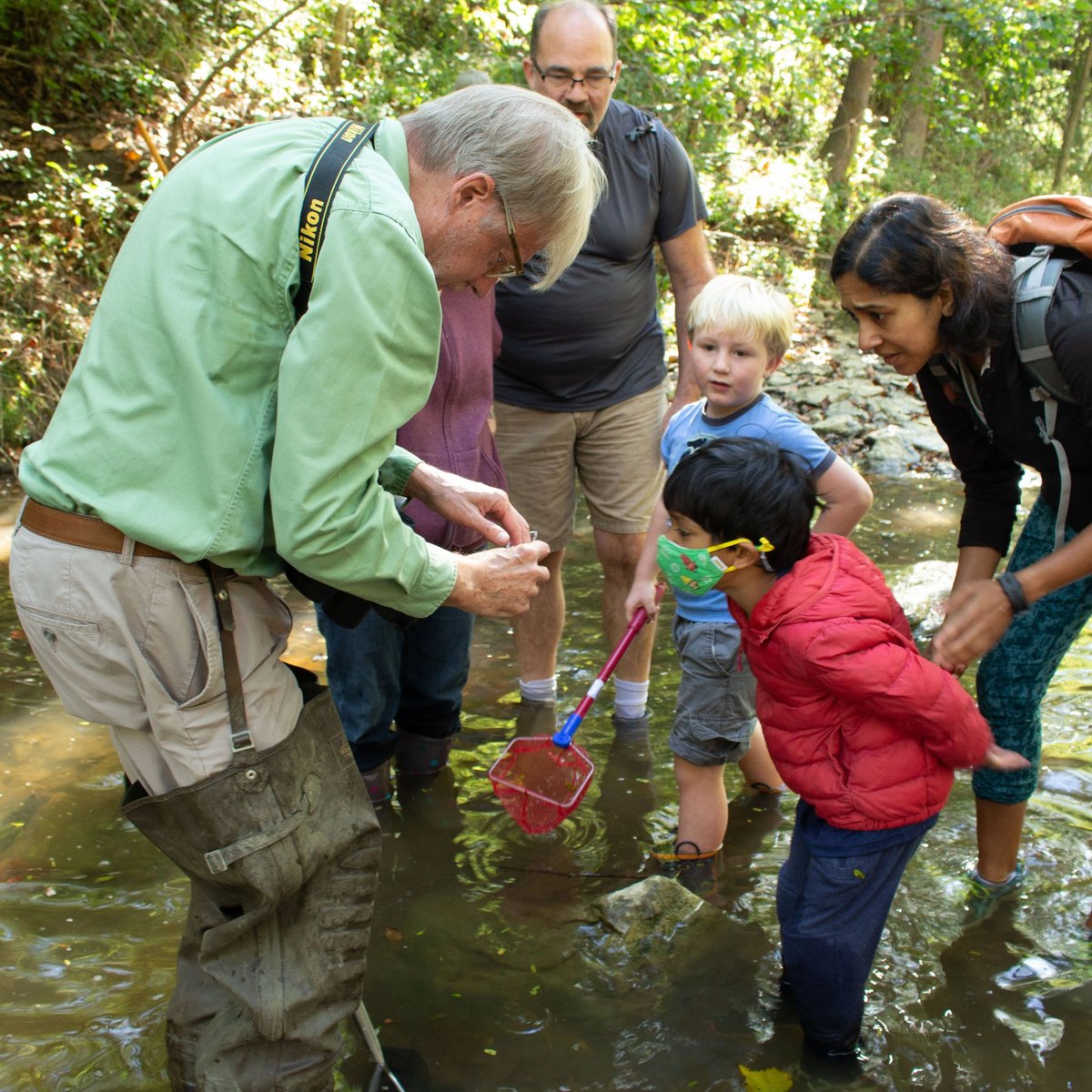 Last Sunday as part of #GreatOutdoorWeekend, the Cincinnati Wildflower Preservation Society hosted a #NatureWalk up Howard's Creek at the UCCFS! With water in the creek bed, everyone got a chance to not only see some fun plants, but lots of aquatic wildlife as well.