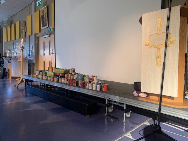 news4trinity's tweet photo. Harvest festival service at Trinity this morning with Rev Bridget #harvest #spiritualwellbeing #AFRIL #learninglovingliving #chaplaincy https://t.co/8fpn1EmEVx