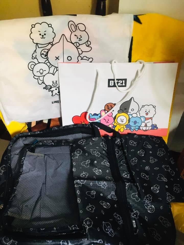‼️ONHAND‼️

PGMall Travel Set Organizer (4 pcs)
P1400 discounted if sure buyer

Dm for inquiries.