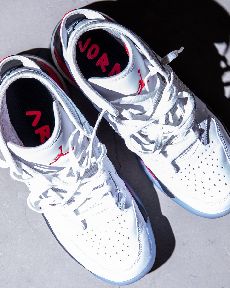 HARUKI_0o0's tweet photo. NIKE JORDAN MARS 270
#nike #Jordan #jordanmars
#kicks #basketball
#basketballshoes
#BASKETBALLPHOTOGRAPHER
#hrk_0o0 https://t.co/caR7hvXLHr