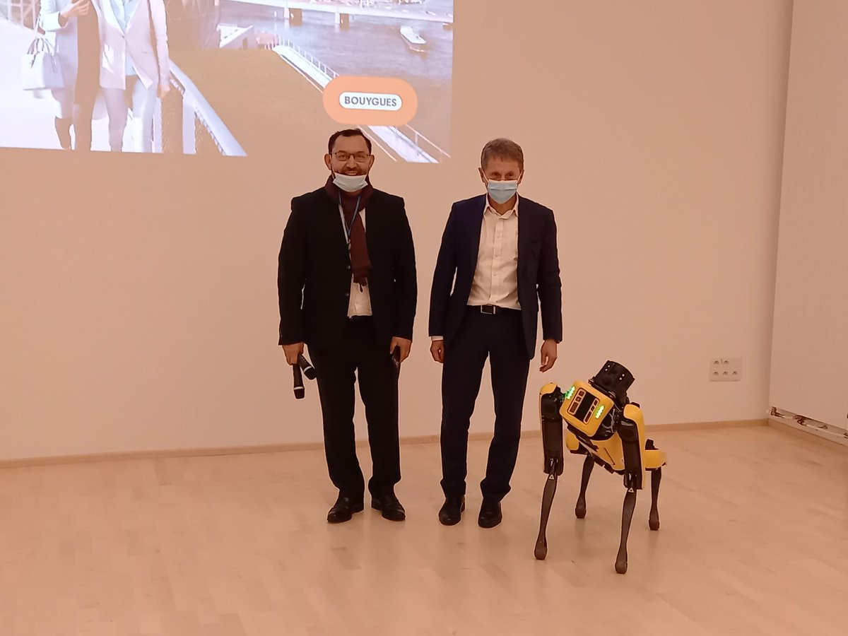 L'école <a href="/Centralelille/">Centrale Lille</a> et <a href="/Zlafhaj/">Lafhaj Zoubeir</a> accueillent aujourd'hui <a href="/FBonnifet/">Fabrice Bonnifet</a>, directeur #RSE et #DD de <a href="/GroupeBouygues/">Groupe Bouygues</a> pour une conférence sur l'Entreprise Contributive.