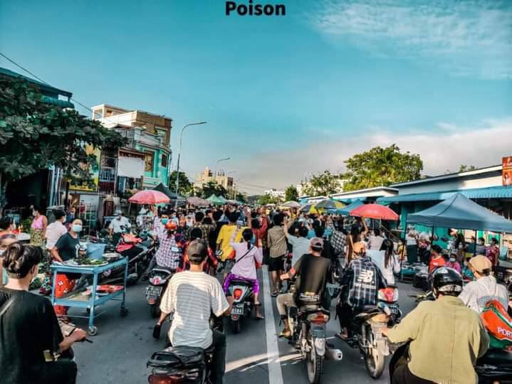 Chaw_C_K's tweet photo. Mandalay Alliance Strike took the streets to overthrow Genocidal Military despite the tight security of Evil SAC terrorists. LEGALIZATION OF NUG #Oct6Coup #WhatsHappeningInMyanmar https://t.co/vpEZ9CINPS