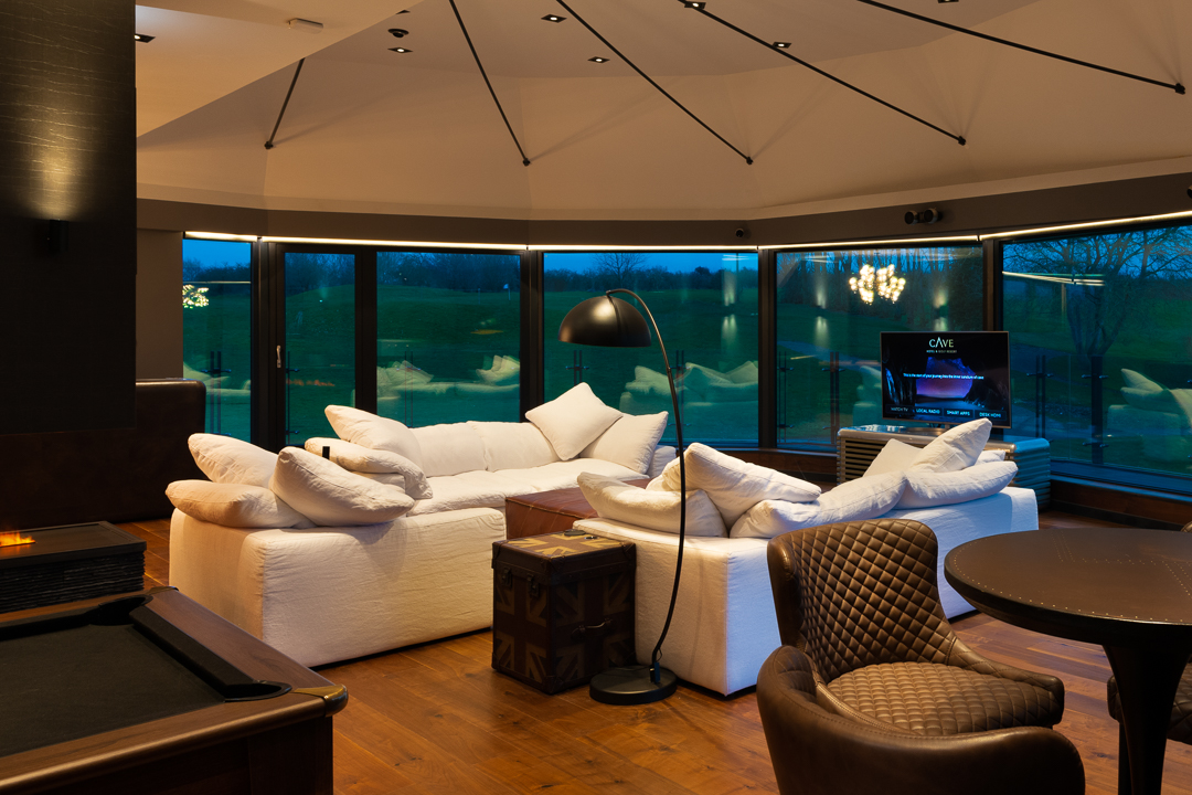 Looking for the perfect weekend getaway? Book the Penthouse Suite and enjoy the exclusivity of your own private kitchen, dining and living space,

Book the penthouse suite today.
cavehotels.com