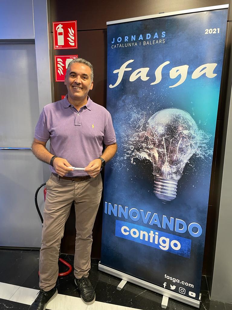 Valorianenred's tweet photo. FASGA PARTICIPA EN EL III CONGRESO INTERNACIONAL @prevencionar

Participan @rafaellopez1977, Secretario Estatal de Salud Laboral y Afiliación y @DVB1973, Secretario de Seguridad y Salud Laboral de @fasgacb

#Salud #Seguridad #Bienestar #CongresoPrevencionar https://t.co/skMIXlUcC8