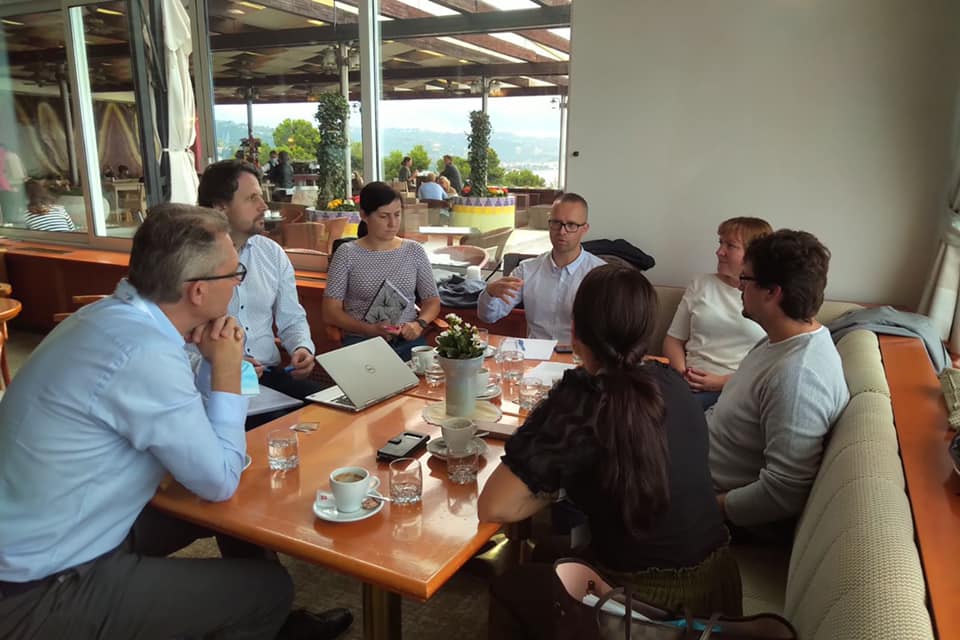 projectPARIPRE's tweet photo. The #PARIPREproject partners gathered in Portorož, 🇸🇮, to revise the current development of the;
🔺 project
🔺 workshops & planned activities
🔺 research
🔺 education material
🔺 policy recommendations
@EUErasmusPlus #InjuryPrevention #PhysicalActivity https://t.co/ouIrh5GkpM