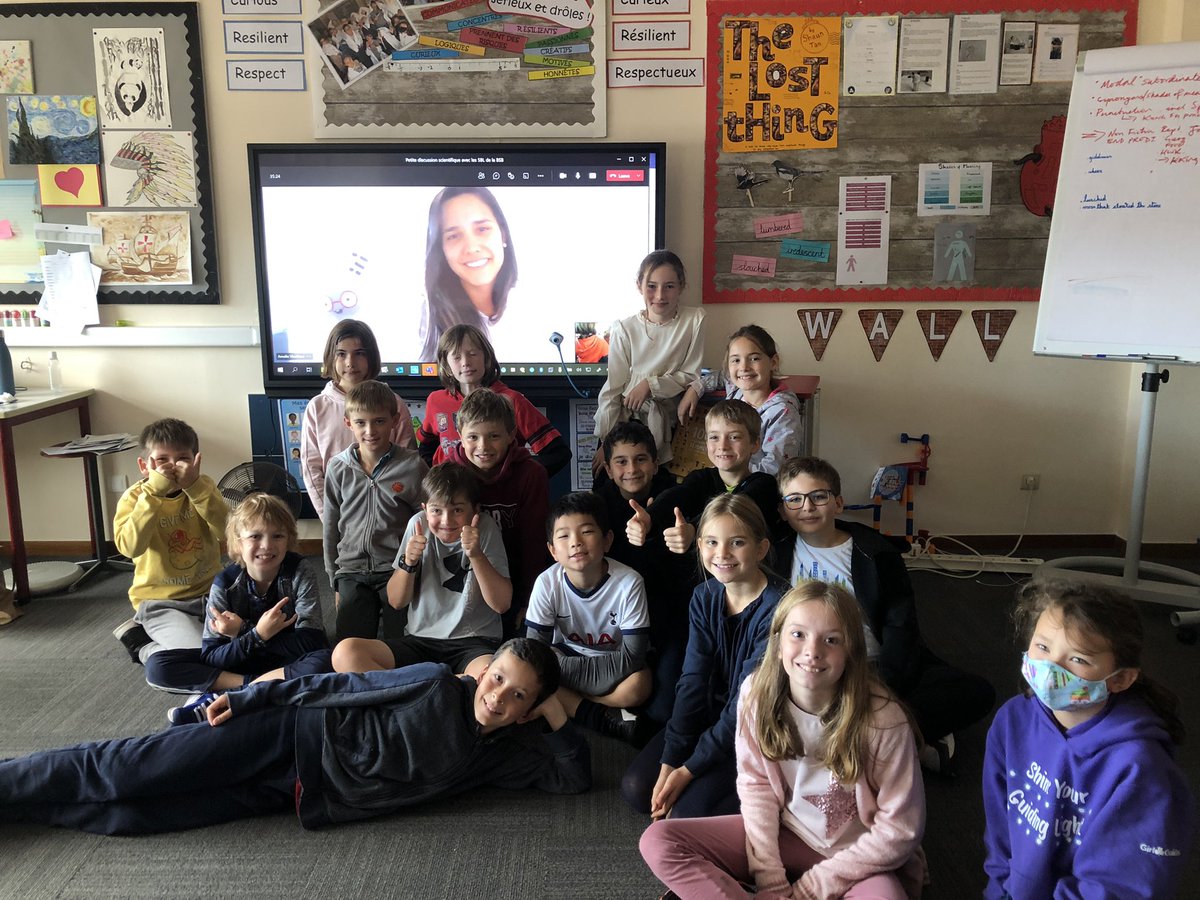 sev_bottin's tweet photo. A big thanks to @AmelieViratham searcher in the biomedical domain, who discussed with 5BL how she works hard every day to find new cure for cancer. All about curiosity, resilience, motivation, courage - the qualities of a good scientist and a good learner @BSB_Brussels https://t.co/rQw2qpnX75