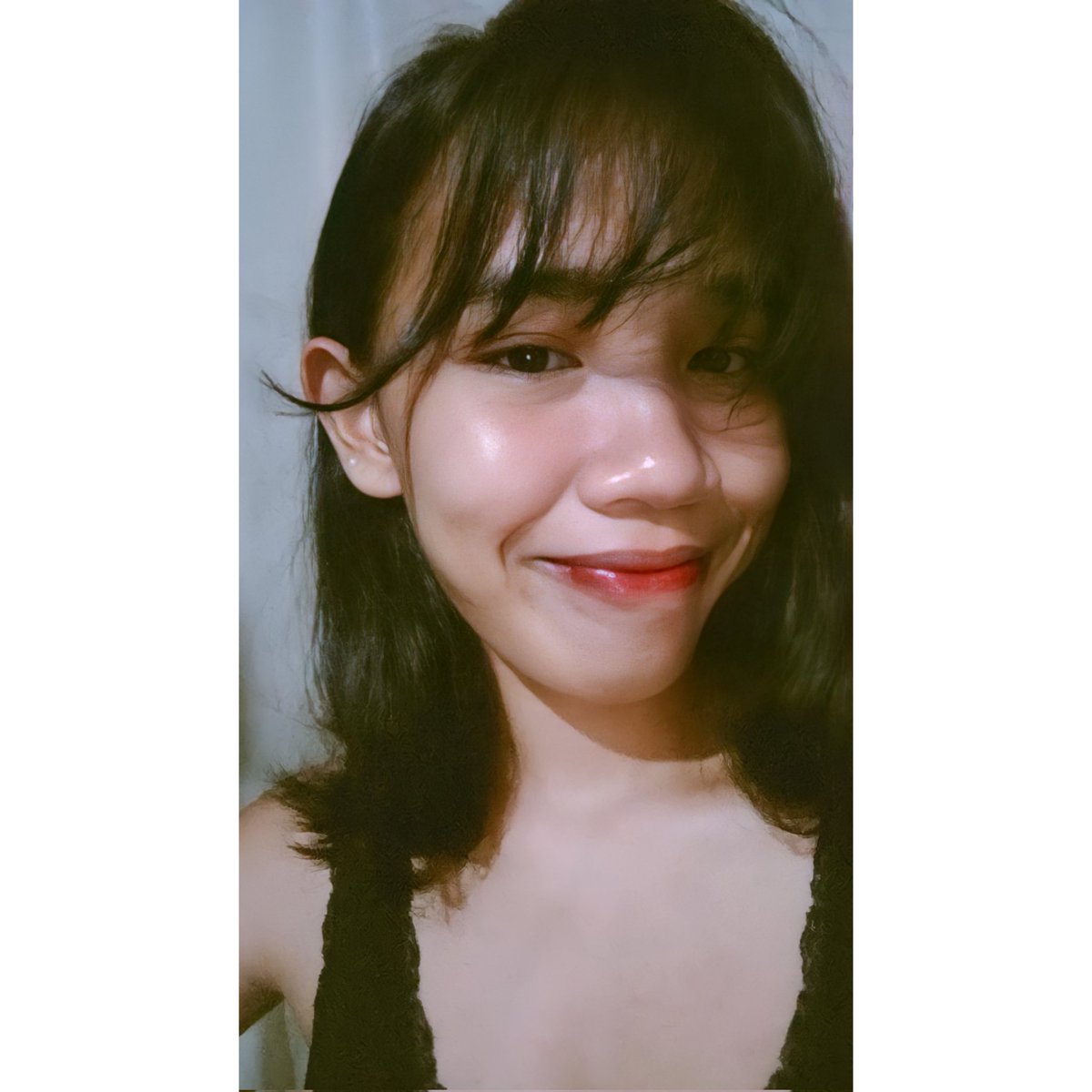 RCdearo19's tweet photo. Waiting for your scholarship.😅😒 https://t.co/bGHsuCQk3X