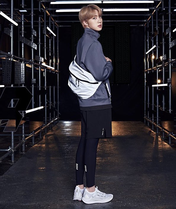 AwakeWinter_Jin's tweet photo. 🌕 [#Update_Jin] 210610

BTS X FILA "Run your Race" - Jin

📎https://t.co/VBKbWN9RtK

#SEOKJIN #BTSJIN #방탄소년단진 @BTS_twt https://t.co/6wN6qQvv5E