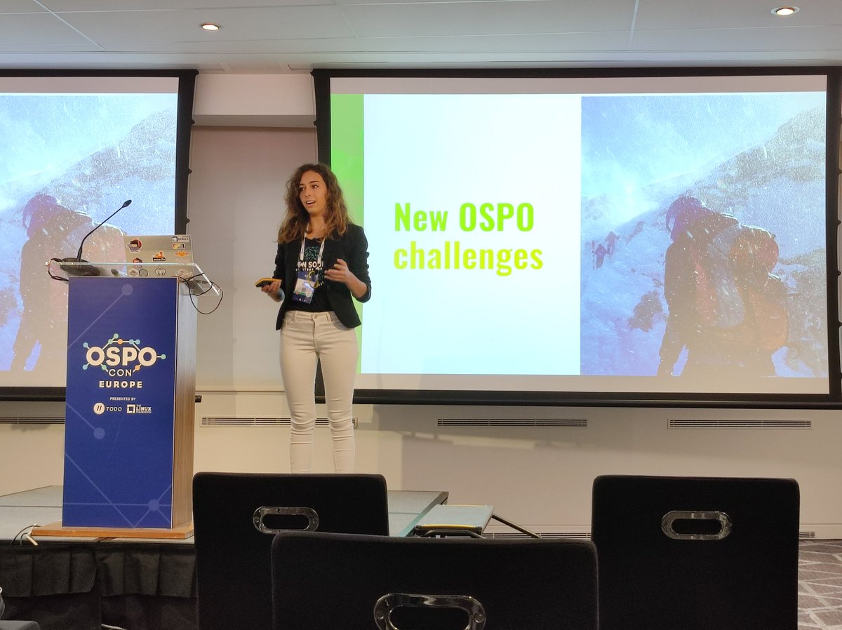 Bitergia's tweet image. Fantastic opening to the #OSPOcon  Europe by @cra and @anajsana95 from @todogroup 👏  #OpenSource #OSPO @linuxfoundation