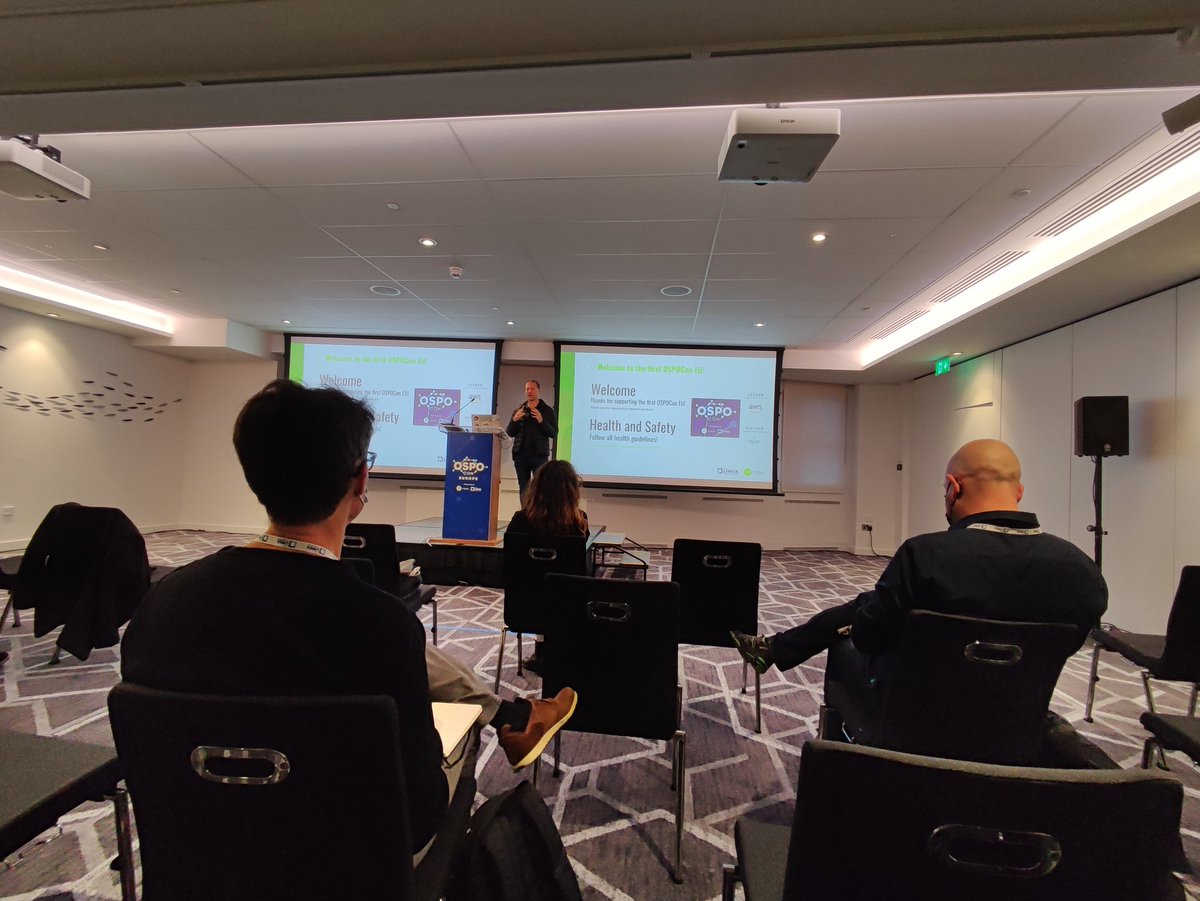 Bitergia's tweet image. Fantastic opening to the #OSPOcon  Europe by @cra and @anajsana95 from @todogroup 👏  #OpenSource #OSPO @linuxfoundation