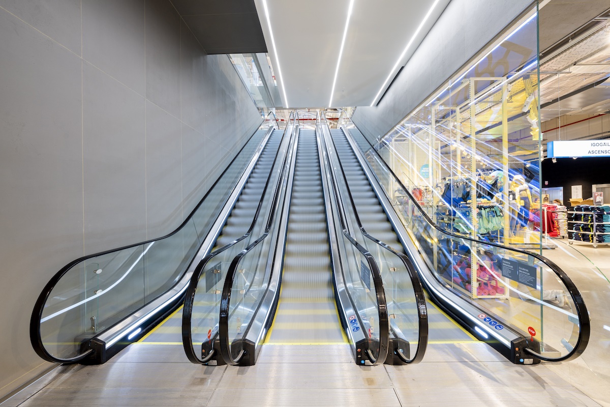 TK Elevator (@tke_global) on Twitter photo TK Elevator contributes to a smooth retail experience at one of Europe's largest Primark stores in Bilbao, Spain with 9 velino escalators and 6 evolution elevators, keeping customers moving. Read about this project: di-ri.co/Jy6Sw #TKEescalators (Photo: Primark/Cloud9) TK Elevator contributes to a smooth retail experience at one of Europe's largest Primark stores in Bilbao, Spain with 9 velino escalators and 6 evolution elevators, keeping customers moving. Read about this project: di-ri.co/Jy6Sw #TKEescalators (Photo: Primark/Cloud9)