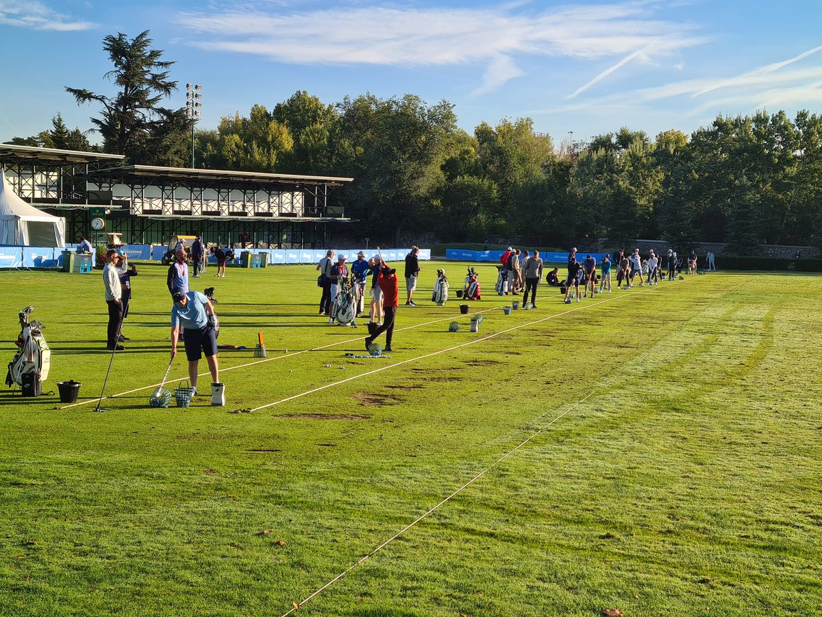 manugolfing's tweet photo. Bonne semaine à tous ! Je suis ready ! 😉⛳😎😊🇨🇵
@MikeLorenzoVera @v_perez2 @alexlevygolf @Vdubush @AntoineRozner @RobinRoussel @Lancaisse @Raphjacquelin @BenHebertGolf @JoelStalter21 @mattpavon
Bienvenidos a Madrid!
@accionaopen #AccionaOpen #GoVictor https://t.co/sidYgXQJ4i
