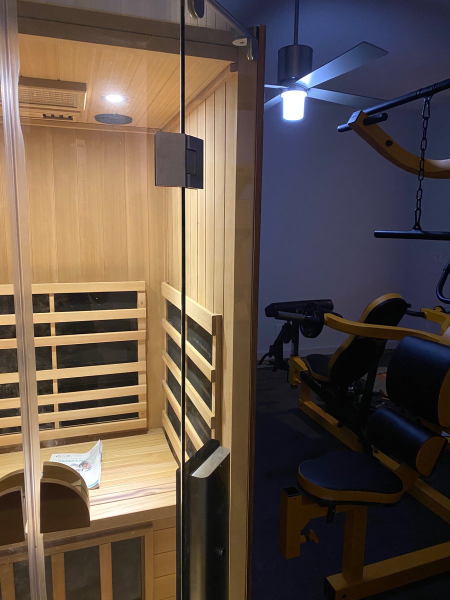 ZssBecker's tweet photo. Gm. 330 am hiit and sauna work out so my mind is ready to buy animal pictures with the highest degree of precision. https://t.co/RDbQ2NsVBT