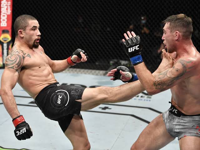 Robert Whittaker tweet media