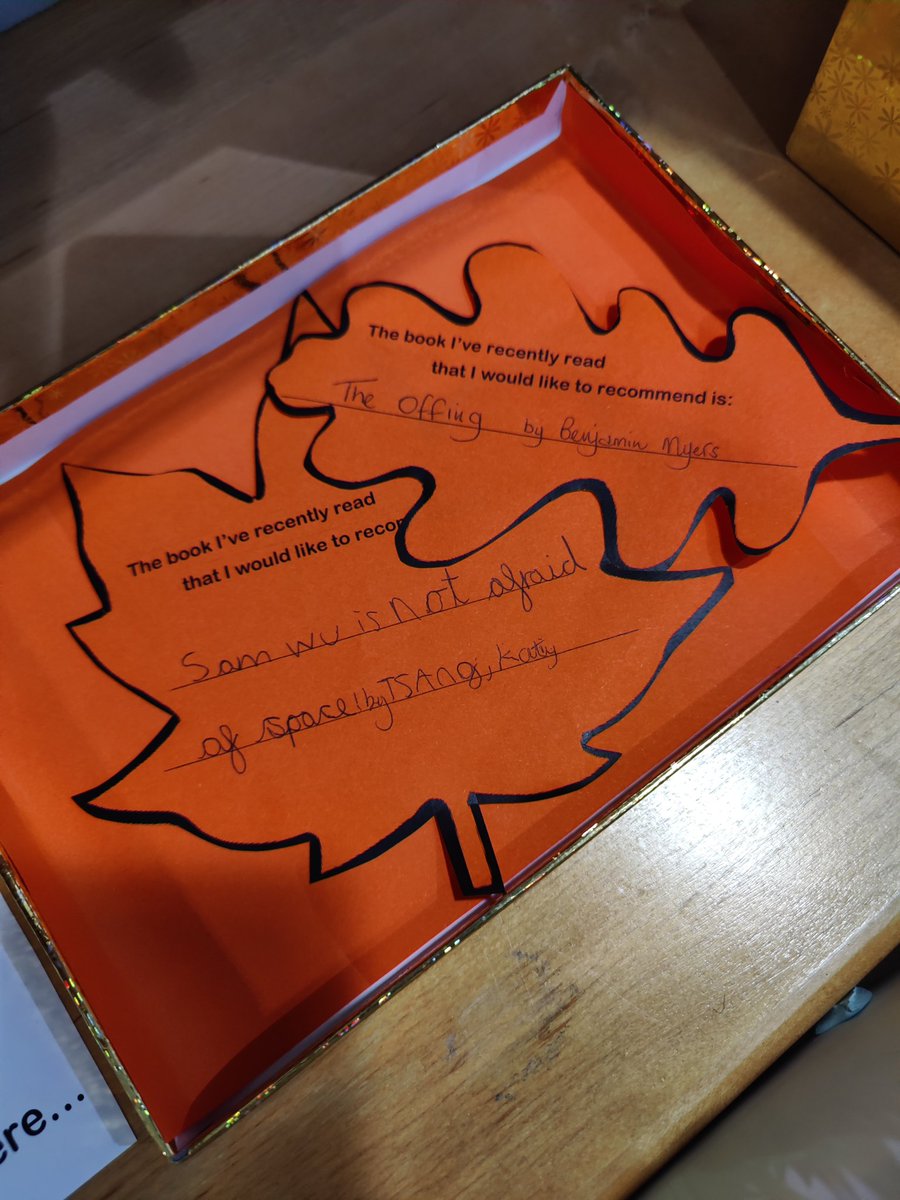 B_forButterfly's tweet image. Popped into #SaleLibrary this week and saw these fab autumnal book recommendations @TraffLibraries
#LibrariesWeek #saletown #m33