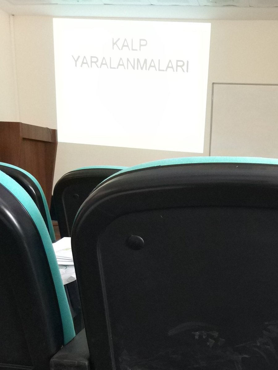 lanuykumvar's tweet image. hocam birakin ben anlatiyim konuyu