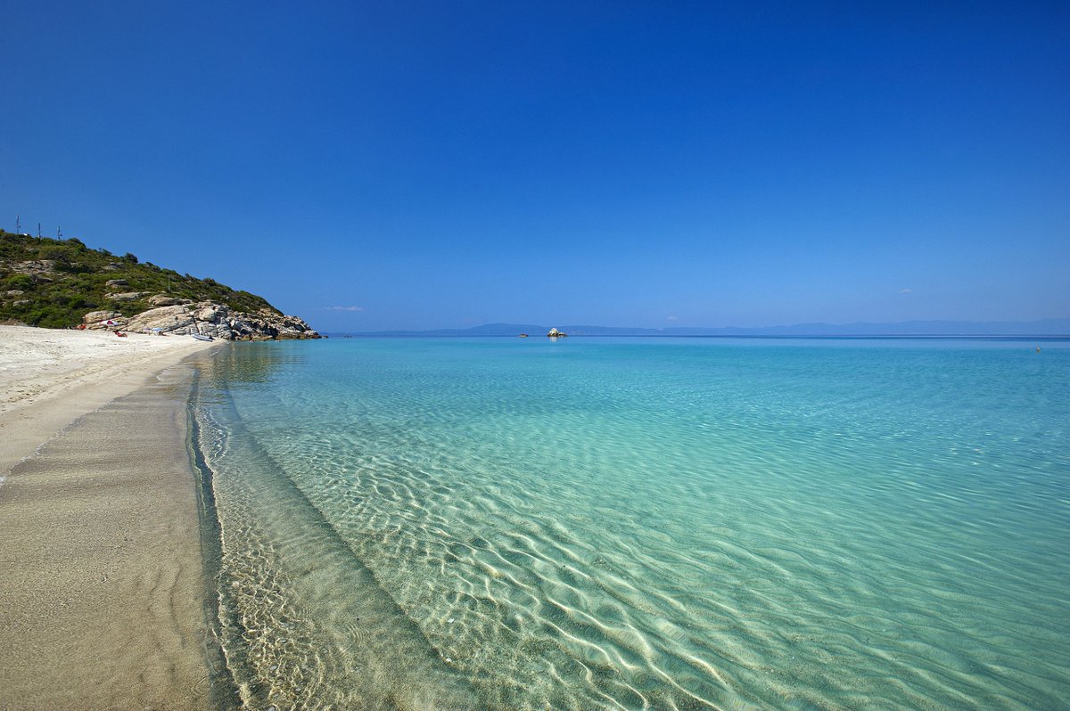 wanderlustmag's tweet photo. Halkidiki is known for its perfect coastline. But while its gold sands and pearlescent waters are undeniably picturesque, beyond their lure lie villages, ancient cities, mountains and one of the most mysterious corners of Greece...
Learn more > https://t.co/7wCiKbiHkw
#ad #wlgr https://t.co/pYi58FVBgo