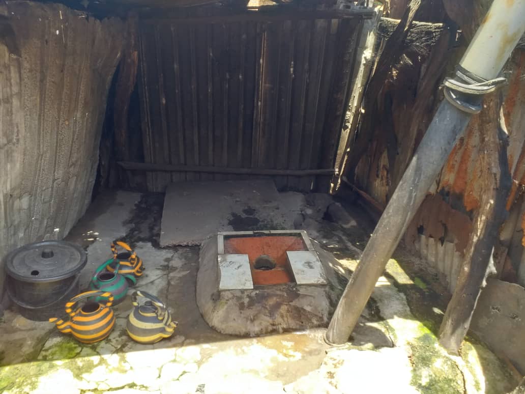 OTinkisso's tweet photo. Projet FDAL WASH À BOFFA :
Évaluation de la situation en matière d’eau, d’hygiène et d’assainissement.
#kibaro @UNICEFGuinea @77Camara #224TL https://t.co/jVL2tIZKFY