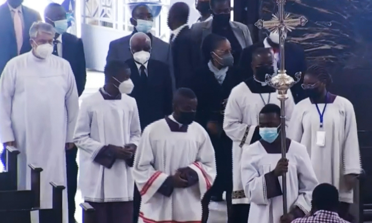 opaisonline's tweet photo. Antigo Presidente da República, Armando Guebuza acaba de chegar na Sé Catedral de Maputo
#exequias #domalexandre #opaisonline #opais #gruposoico
https://t.co/0HVBW6Vq9L https://t.co/saA1YIbXAE