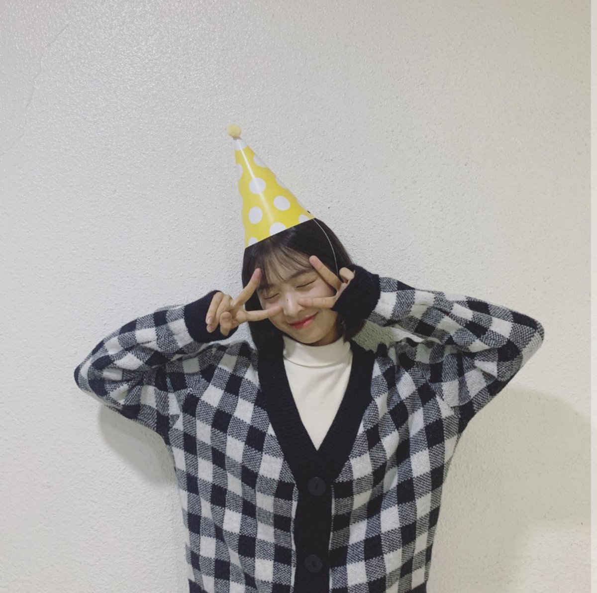 chaewonxx971108's tweet photo. 【拡散希望】
Aprilチェウォンちゃんのソンムルイベント企画の協賛募集を開始致します🍯
参加希望の方はDMにてご連絡くださいませ❤️📩
プレゼントの購入発送の関係で募集期間を早めております事ご了承くださいませ😭ご参加お待ちしております🙇
#에이프릴 #APRIL 
#김채원 #CHAEWON #チェウォン https://t.co/GkJWIio10m