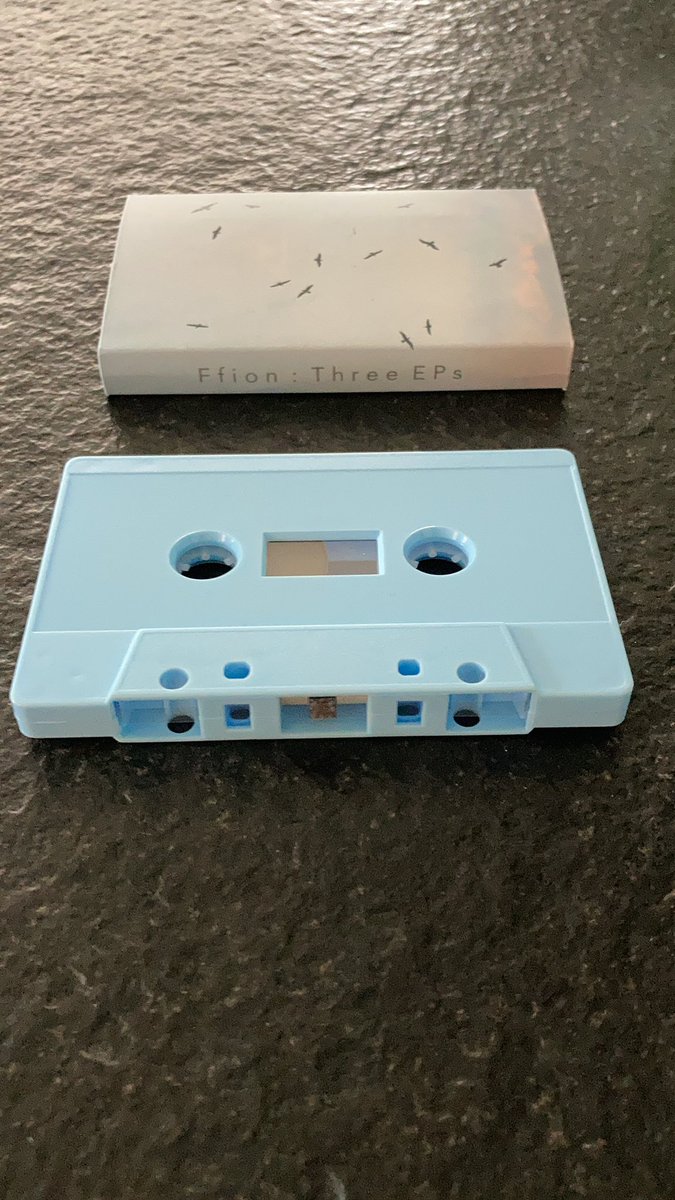 AlsGras's tweet photo. #ffion three ep’s @thomasragsmusic just arrived. Thanks! https://t.co/pernI7O3HJ