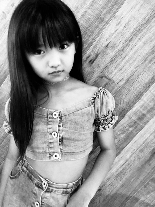 Twitterのコスプレ画像16