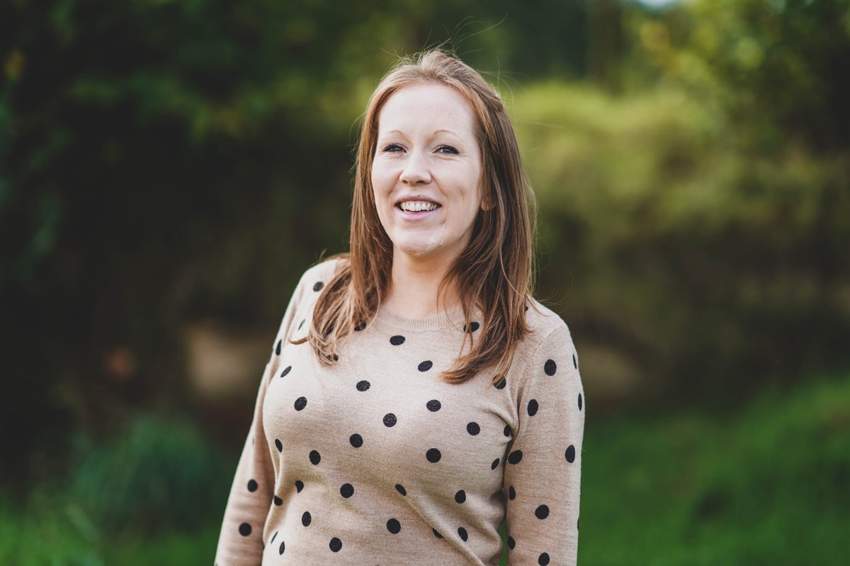 Meet Ellie! Our new #MarketingExecutive 🌸 

Ellie has enthusiasm for #copywriting and engaging social media content. With over 10 years experience in the #agricultural, #farming and pet sector with both sales and marketing.

AND she brought in #CleverCookies on her first day! 😍