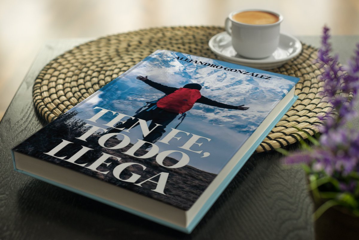 leesto_resenas's tweet photo. #Reseña

Alejando González describe los hechos con una confianza e ingenuidad que envuelven al lector a esa realidad detallada con pequeños tintes autobiográficos. Esto provoca que las personas que lean la novela empaticen con cada uno de los personajes

👉https://t.co/GoavPL2jw3 https://t.co/sd7XL7k5NG