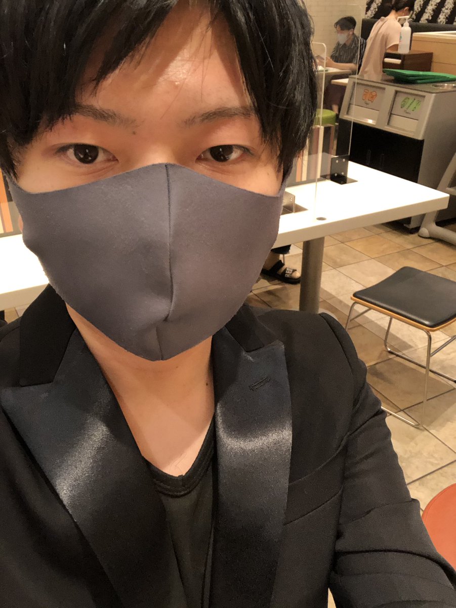 屈辱スカイダイビング On Twitter 脱毛 髪切る 服買う マック ジャケット買ったんだけどどう W