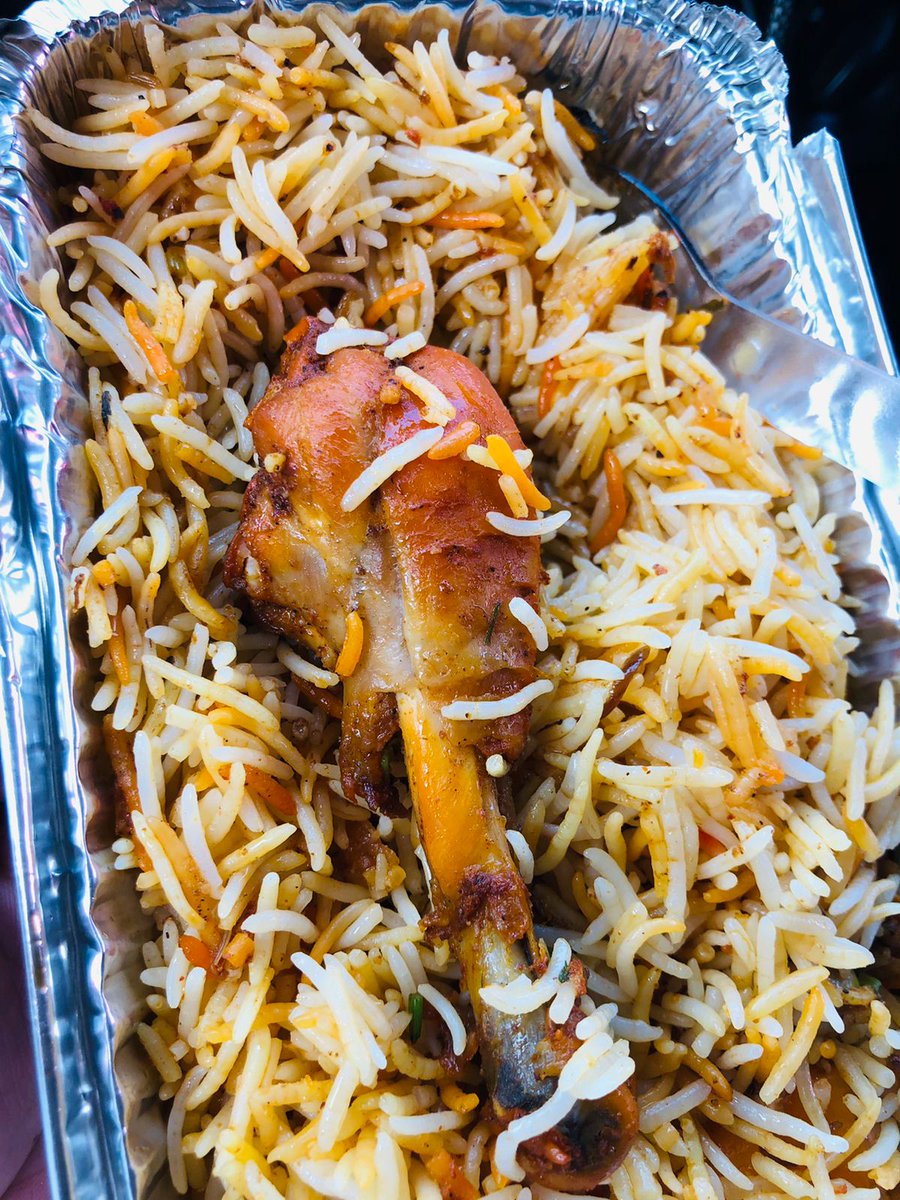 AbdulSamadMags1's tweet photo. #biryani, World famous in larkana😛
#BIRYANIYAH #ricetomeetyou https://t.co/73ERcSHcYu
