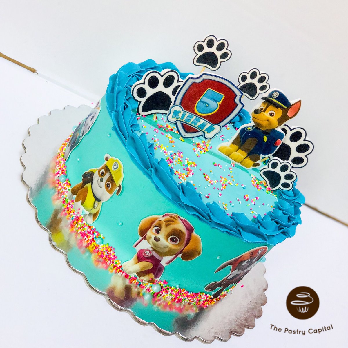 pastrycapital's tweet image. 10 inch diameter round size #mediumsize #pawpatrol #edibleimage #blackcurrant &amp;amp; #lemon flavoured #birthday #cake #pawpatrolcake #thepastrycapital #thecakeplugug #kampala 

Please visit our bio for contact information #preorder #orders #inquiries