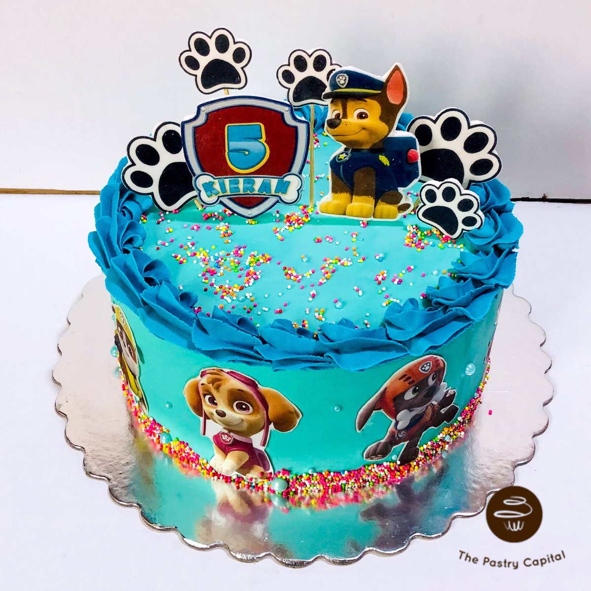 pastrycapital's tweet image. 10 inch diameter round size #mediumsize #pawpatrol #edibleimage #blackcurrant &amp;amp; #lemon flavoured #birthday #cake #pawpatrolcake #thepastrycapital #thecakeplugug #kampala 

Please visit our bio for contact information #preorder #orders #inquiries