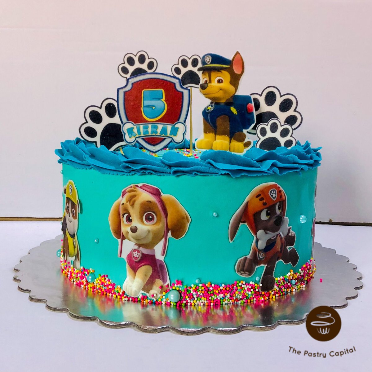 pastrycapital's tweet image. 10 inch diameter round size #mediumsize #pawpatrol #edibleimage #blackcurrant &amp;amp; #lemon flavoured #birthday #cake #pawpatrolcake #thepastrycapital #thecakeplugug #kampala 

Please visit our bio for contact information #preorder #orders #inquiries