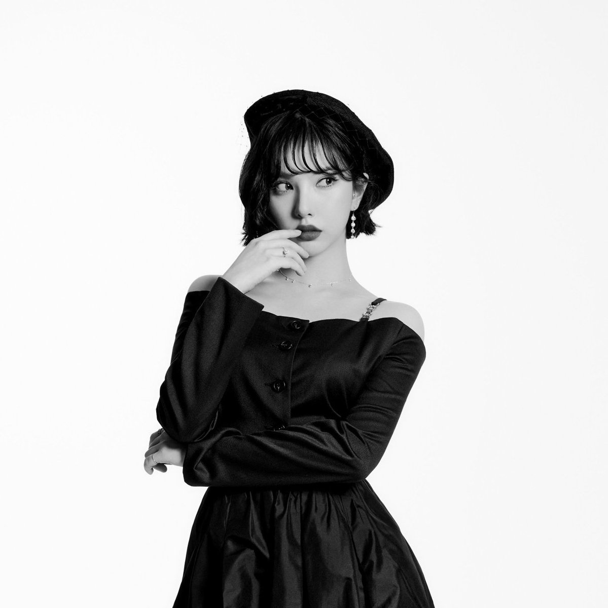 JEBdaily's tweet photo. ᝰ໋᳝݊ hi, this account will be dedicated to my beloved #EUNHA! This account will discuss everything related to #은하 #EUNHA. Help support us by giving a like and please RT this tweet to spread, thank you ^-^ https://t.co/Ohhnjyq7n0