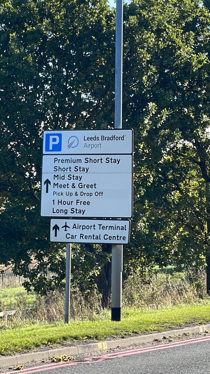 0xWDG's tweet image. Hello 🇬🇧! #uk #swiftleeds #leeds