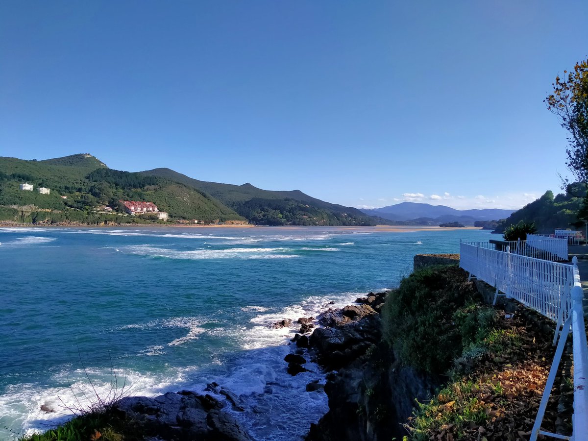 ApartMundaka's tweet photo. Si has soñado 😴 con una experiencia inolvidable 🤩 en tu próxima escapada, te lo ponemos fácil 😎.

https://t.co/nhAgf0wDzV

#Mundaka #Urdaibai #visitMundaka #costavasca #reservabiosferaurdaibai #ReservaBiosfera #visitbiscay https://t.co/K0PhDRGNHn