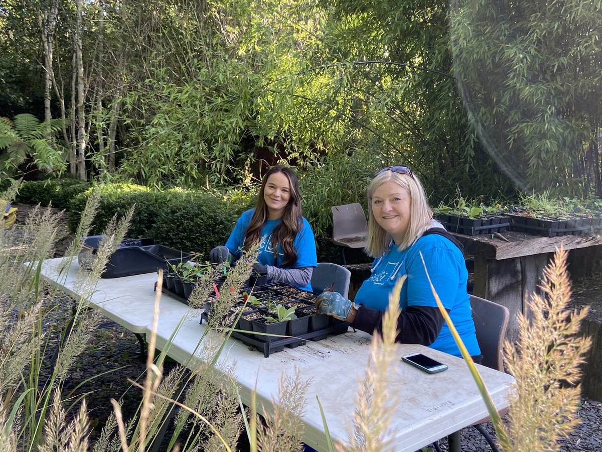 entecsi's tweet photo. Getting stuck in to support the vital work @thrivecharity does to bring about positive change to people living with disabilities or ill health. #WorldMentalHealthDay #NotProfit #Charity https://t.co/GtgtGm7RKQ